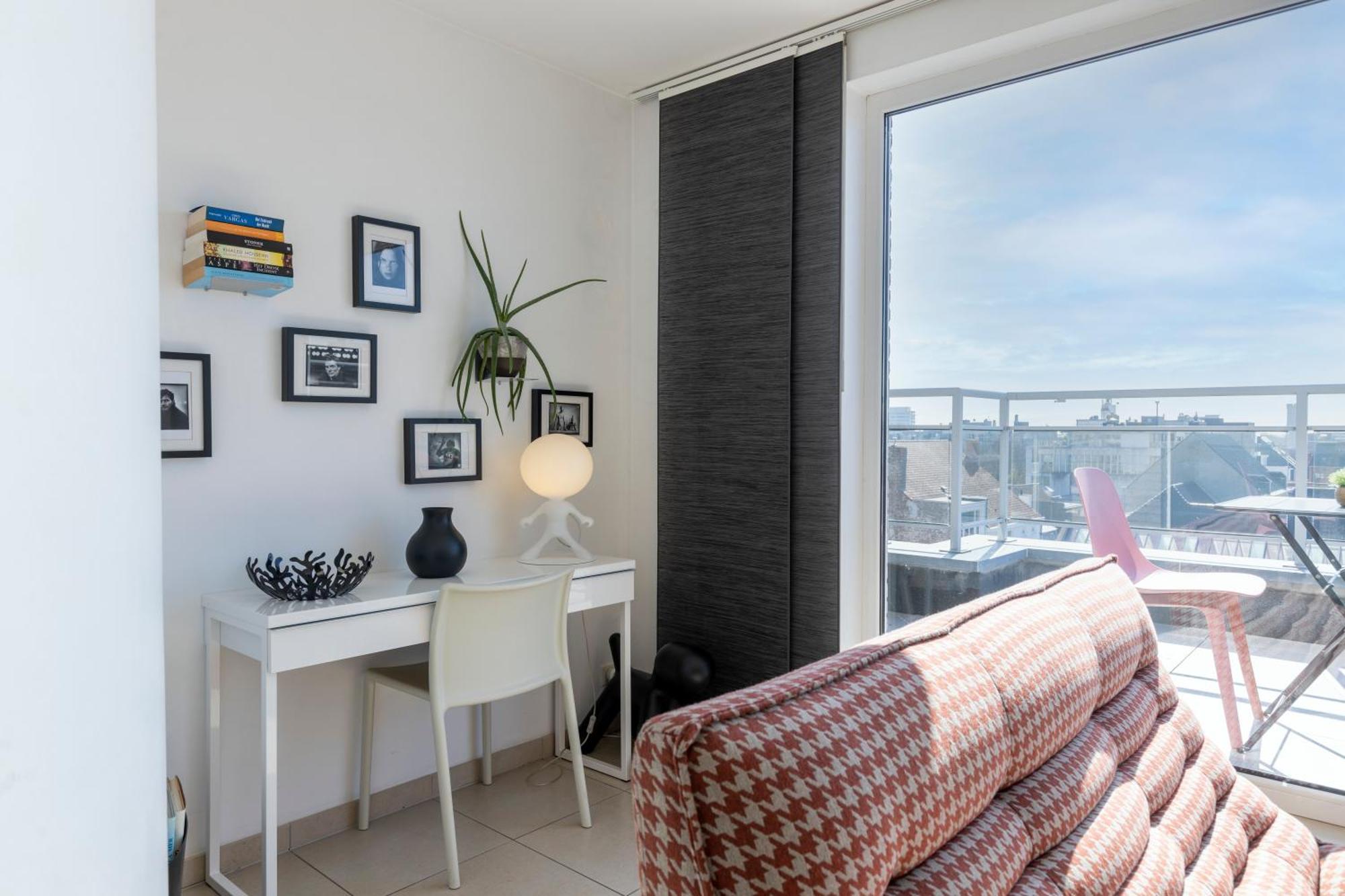 Appartement Penthouse Bij Leopoldpark Ostende